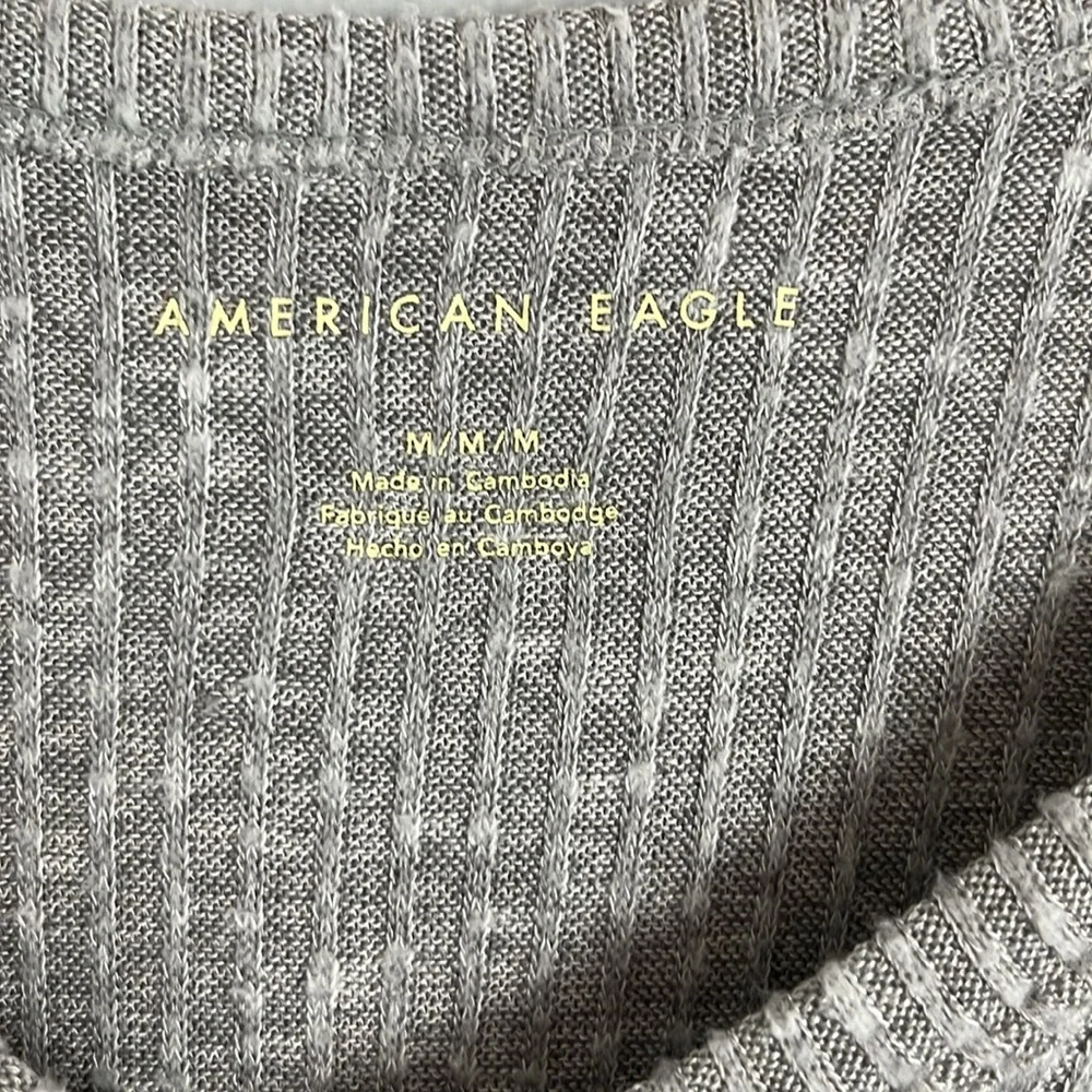 American Eagle Gray ribbed long sleeve top - Picture 6 of 10